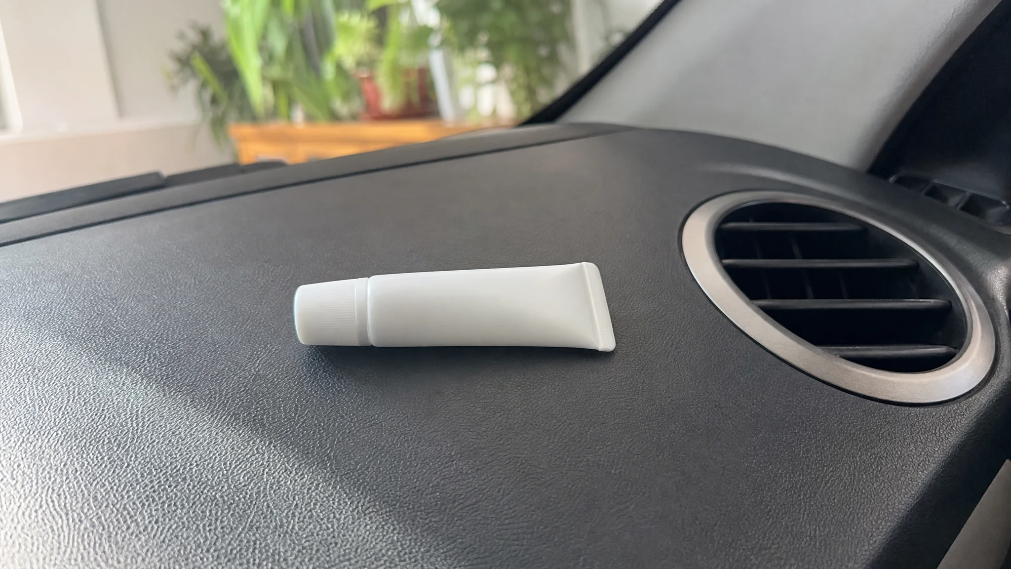 Honeysuckle Personal Inhalers and Car Diffusers: What to Skip