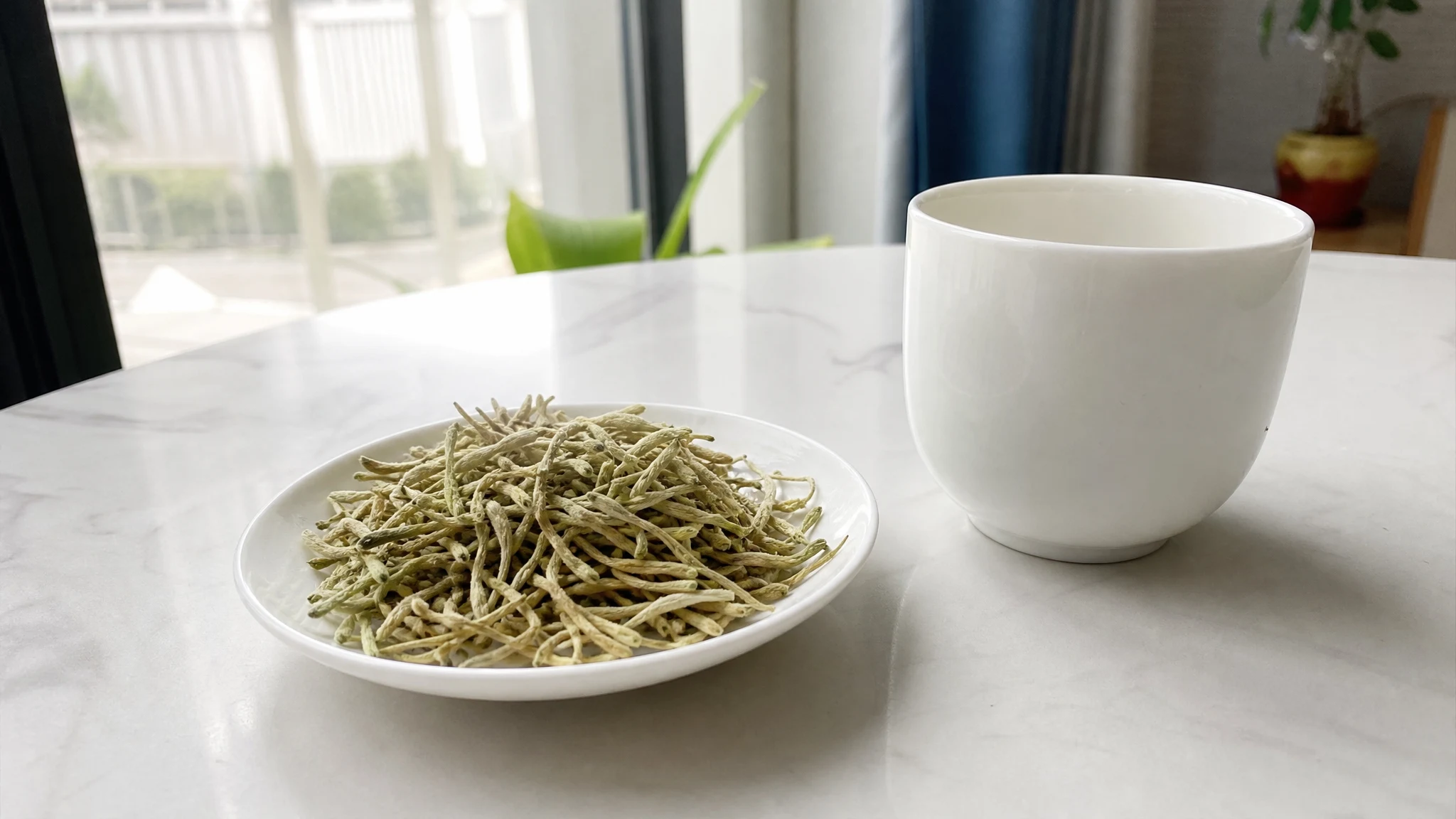 Jin Yin Hua vs Honeysuckle Absolute: Herb Is Not Scent